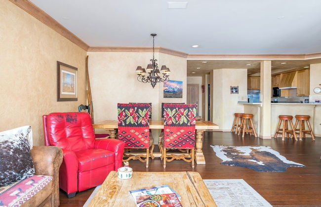 Centrum 302 by Avantstay Gorgeous Condo w/ Great Views & Steps Away From Ski Runs! - Foto 8