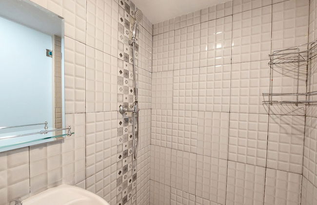 Good Choice And Homey Studio At De Prima Apartment - Photo 12