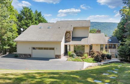 Lake Allure - Private Dock, Indoor Pool, and Hot Tub - Foto 46