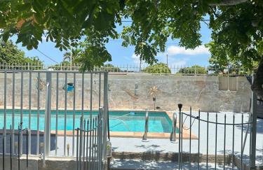 Love Story Pool House, free parking & BBQ - Foto 32