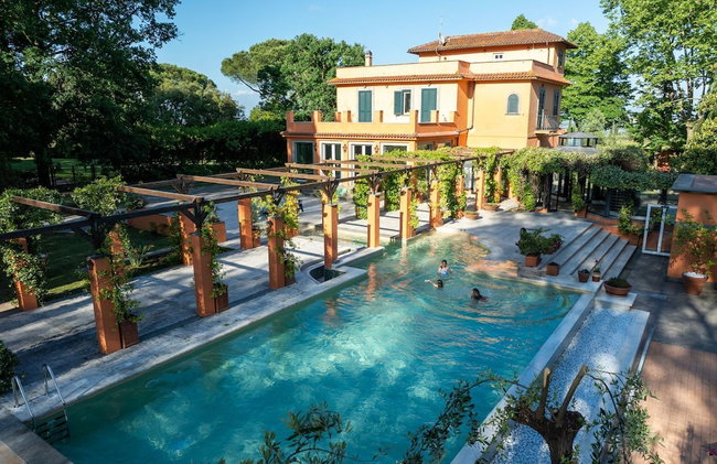 Hero's Garden Relais - Photo 1