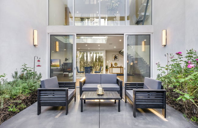 Lindenhurst - Photo 2