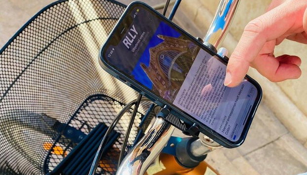 Tour guiado digital de 2 rodas - Explore Valência com uma bússola! - Foto 2, aplicativo