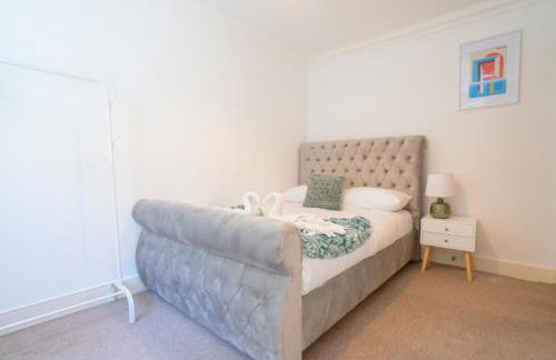 Modern 10BR Retreat Sleeps 16plus nr HS2 NEC BHX - Foto 13