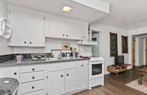 Charming 2-Bedroom Apartment - Foto 2