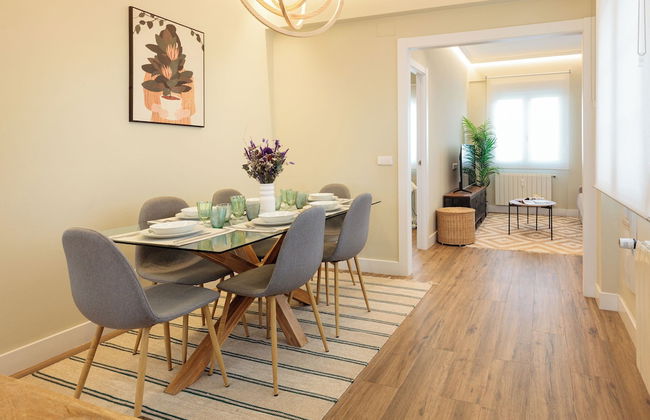 Genteel Home Jovellanos Terrace - Photo 5