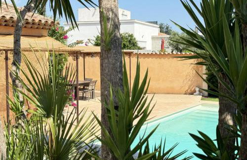 2 hébergements - 10 couchages - parking, piscine, jacuzzi - convivialité - Photo 17