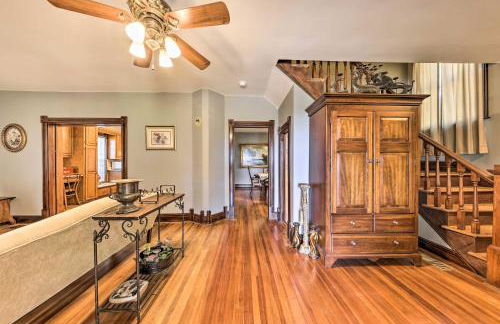 The Farm House with Deck and Historic Charm! - Foto 5