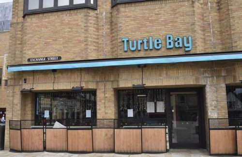 Spacious & Modern Retreat Garden Free Parking! - Foto 20