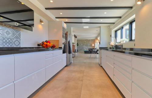 Amazing villa with panoramic views - Photo 12