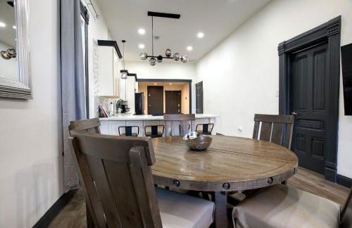 The Black and White House - Foto 18