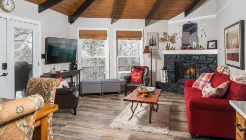 At The Ski Resort Entrance, Gas Fireplace, Deck, Firepit, - Foto 2