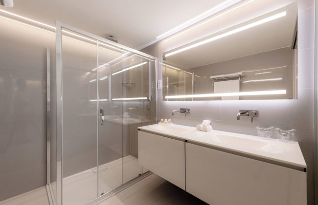 Joel Hotel - Photo 33