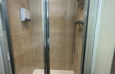 Oxford four-Bedrooms detached house with driveway parking - Foto 33