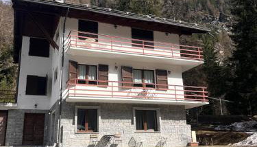 Appartamento moderno nel cuore della montagna, a due passi da Champoluc - Photo 2