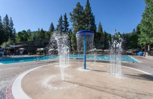 Cozy Northstar Village Family Condo Walk to Lifts 2 Full BA Excellent Location - Foto 40