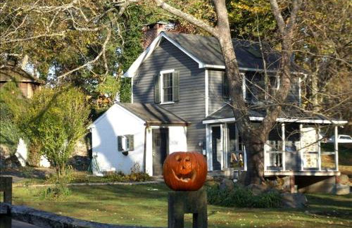 Charming Cottage Getaway with an Indoor Fireplace in Chester Springs, Pennsylvania - Foto 10