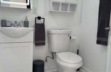 Chic Modern Living in East LA - Foto 6