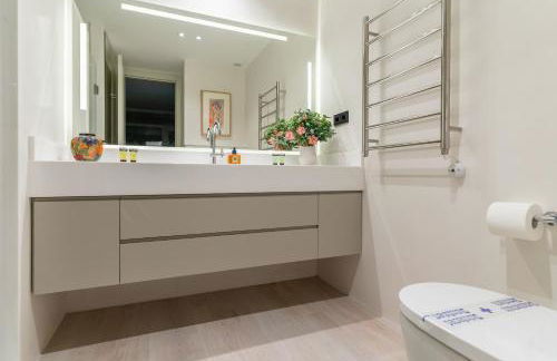 Amazing Apt with views to Colón-2Bdr 2Bths - Photo 58