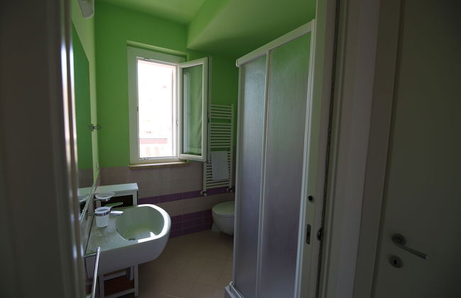 Apartment 20 Meters From The Sea 7 Beds With Small Sea View - Foto 17