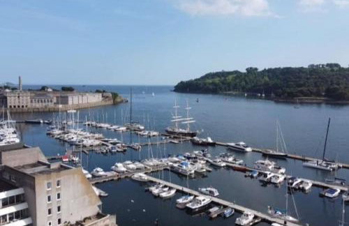 9 Admiralty House Stunning Luxury Apartment with free parking - Foto 18