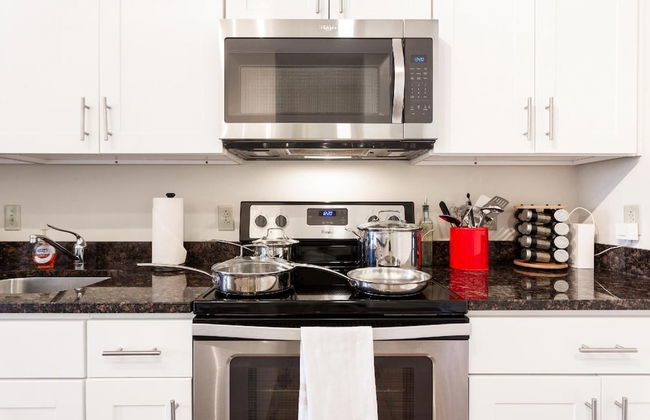 Walk Score 91 Balcony Near King ST Fast Wifi - Foto 11