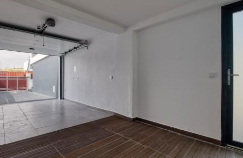 Vita Portucale ! Chic Luxe Villa with Saltwater Pool - Foto 32