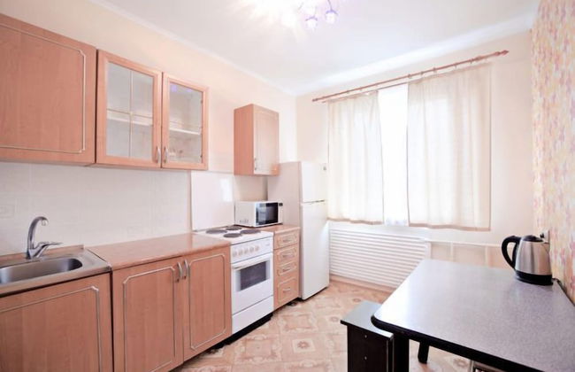 Apartment on Okeanskiy Pr. 149 - Photo 4