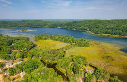 Atlanta Waterfront Cabin with Dock and Kayaks! - Foto 32