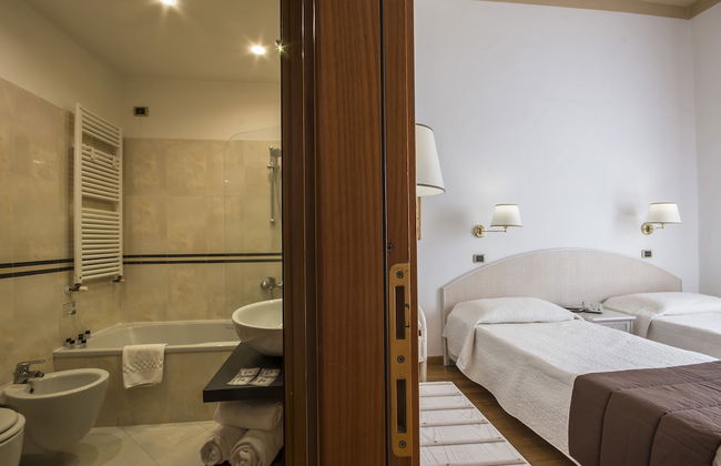 Piazza Paradiso Accomodation - Foto 11