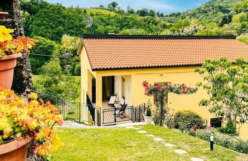 Casa con giardino tra mare e monti - Marche House - Photo 1