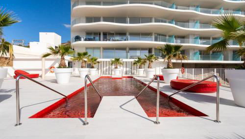 THE WAVE Apartamento de lujo con vistas al mar y parking privado - Foto 2