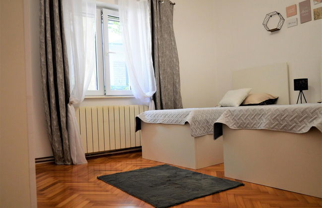 Coastal Apartment - Sleeps 6, Balcony & Parking - Foto 3