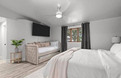 Relax! Pool/HotTub/TheaterRoom/Sleeps 15! - Foto 23