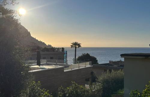 Petite Villa Eze Bord de Mer - Foto 1