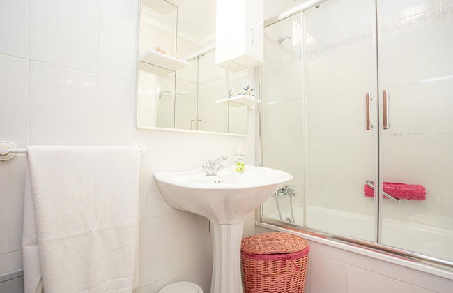 Tamargueira Beach Apartment - Photo 8