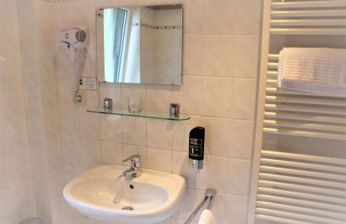 Apartment Hotel 24h Check-in, Free Parking and WiFi - Foto 6