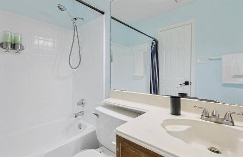 World Cup Family-Friendly Stay - Plenty of Parking - Foto 8