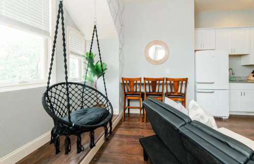 Modern Chic Suite - Amazing Location - GroupStay - Foto 19