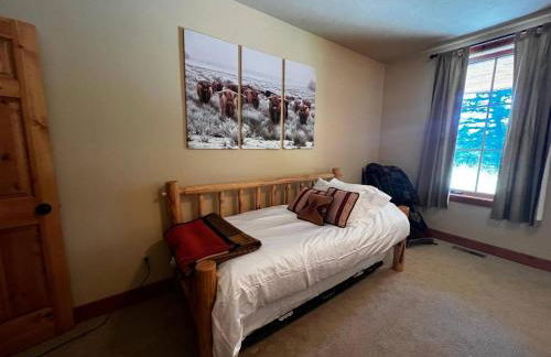 Luxury-Quintessential Montana Retreat! - Foto 9