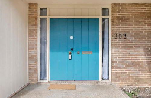 Midcentury Modern - Pool & Hot tub - Retro Retreat - Foto 13