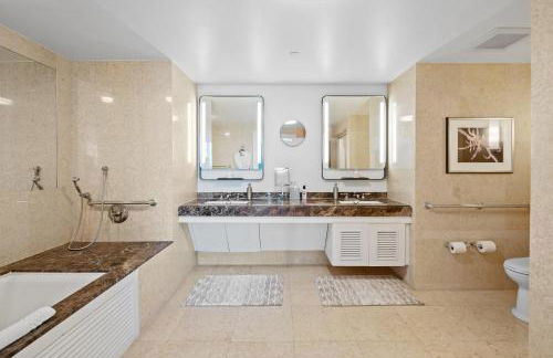 Oceanfront Ritz-Carlton 1 Bedroom Luxury Residence - Foto 12
