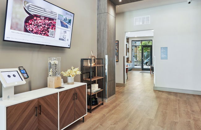 Sentral East Austin at 1630 E. Sixth - Photo 3