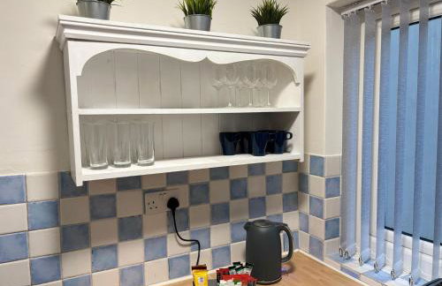 Cozee 2-bed nr New Cross Hospital - Foto 2