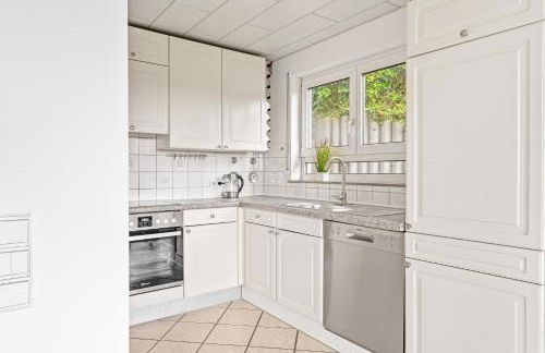 Sunshine - 4 Personen Airport Messe mit TG-Garage - Foto 29