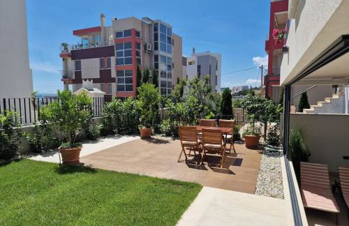 Luxury Modern apt w Garden, 3 min Walk to Beach - Foto 4