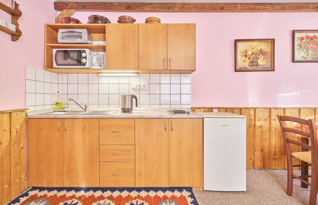 1 bedroom Apartment in Stárkov with swimming pool and garden - Photo 12