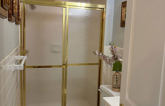 Luxury Modern Stay - 2000 Sqft - Foto 10