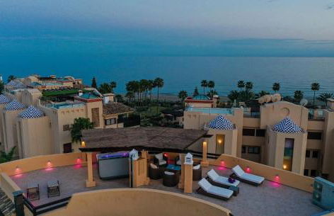 Bellavista Marbella - Stunning Beachside Luxury Penthouse Apartment - Photo 7