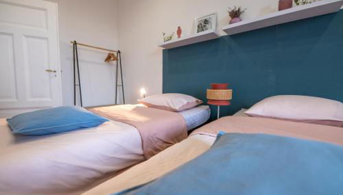 Plumeria - Grand Appartement 75m2 - Au calme avec Jardin - Idéal Famille ou Groupe de Travailleurs - Parking Public Gratuit - 2 Chambres - 4 Lits séparés - Foto 3